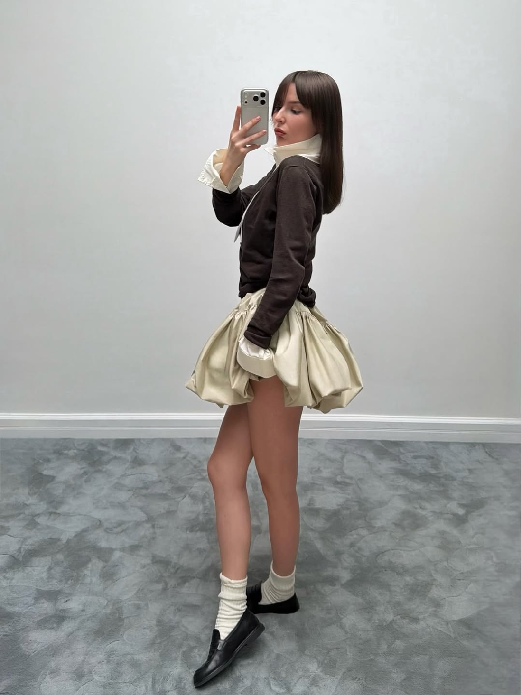 Образ от контент-креатора 1811
Леры в атмосфере обновления. Оттенки весеннего сада и фактуры, раскрывающиеся в движении

Больше новинок коллекции «Лизетт» ищите на 1811stores.com