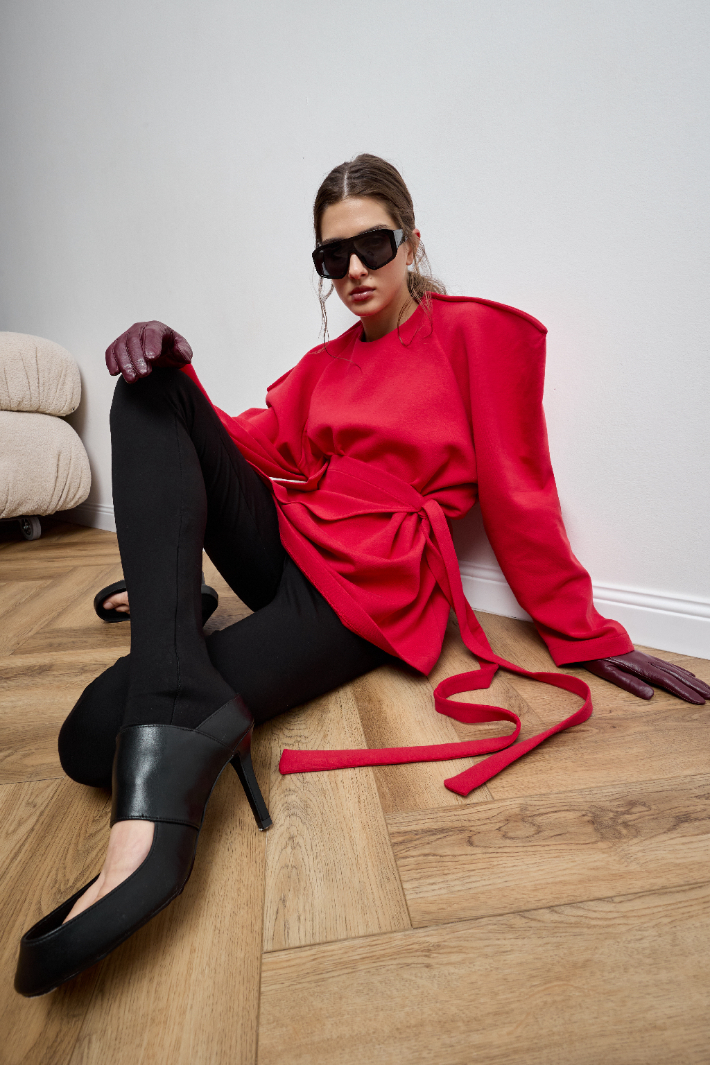 Экстравагантный и смелый образ для тех, кто не готов на меньшее💯Графичный свитшот Bad Girl в новом красном цвете!