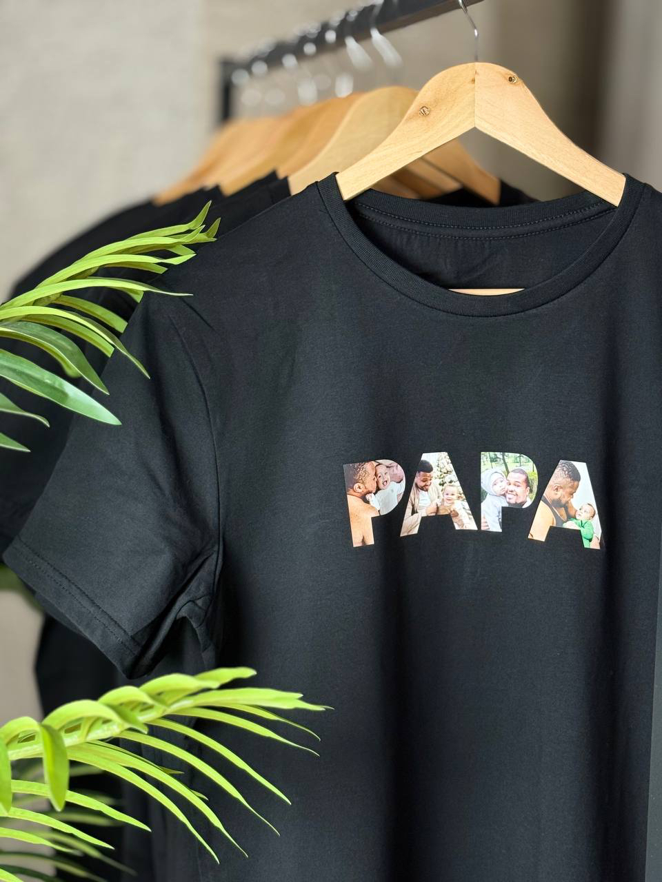 Футболка «Папа» с фото в буквах 🩶