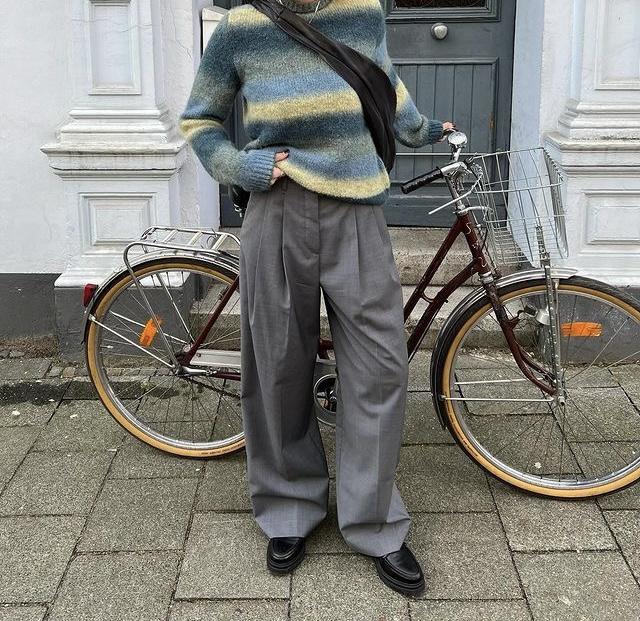 Брюки и джинсы 