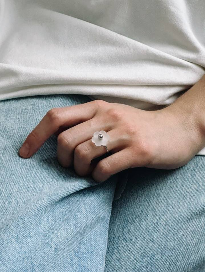 Флора в украшениях 