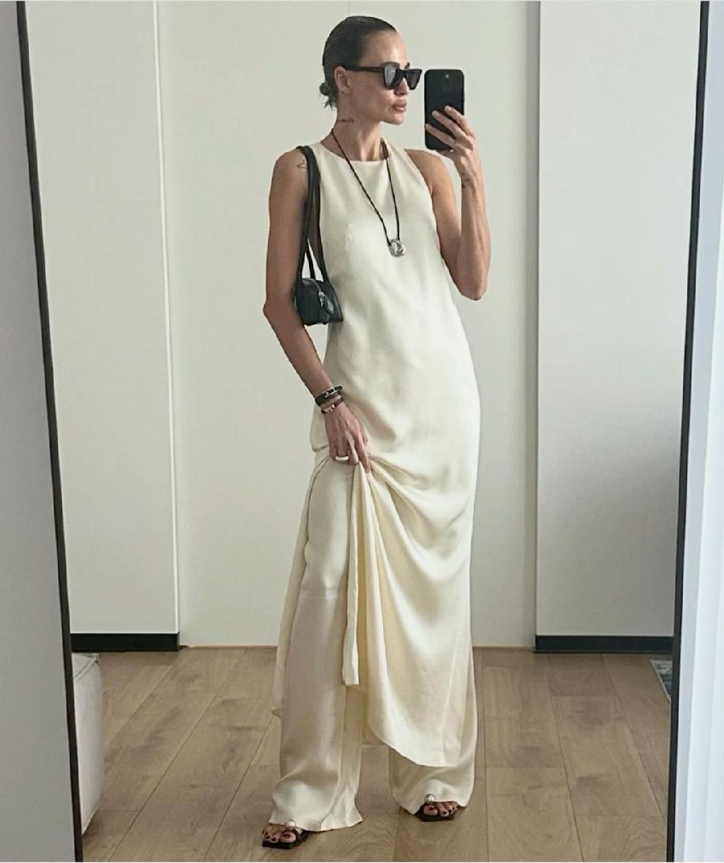 Просто и красиво
Когда аксессуары и правильная работа с ними задают тон 