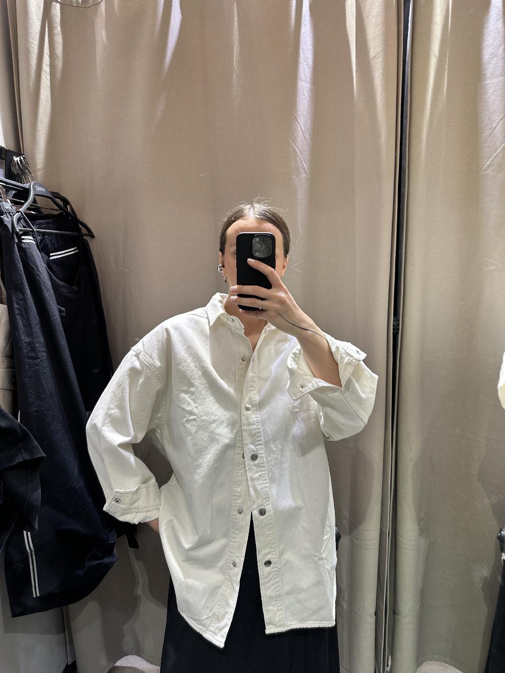 Рубашка с распродажи в MAAG за 2.299₽ нужна каждому, абсолютная база почти во все стилевые направления 