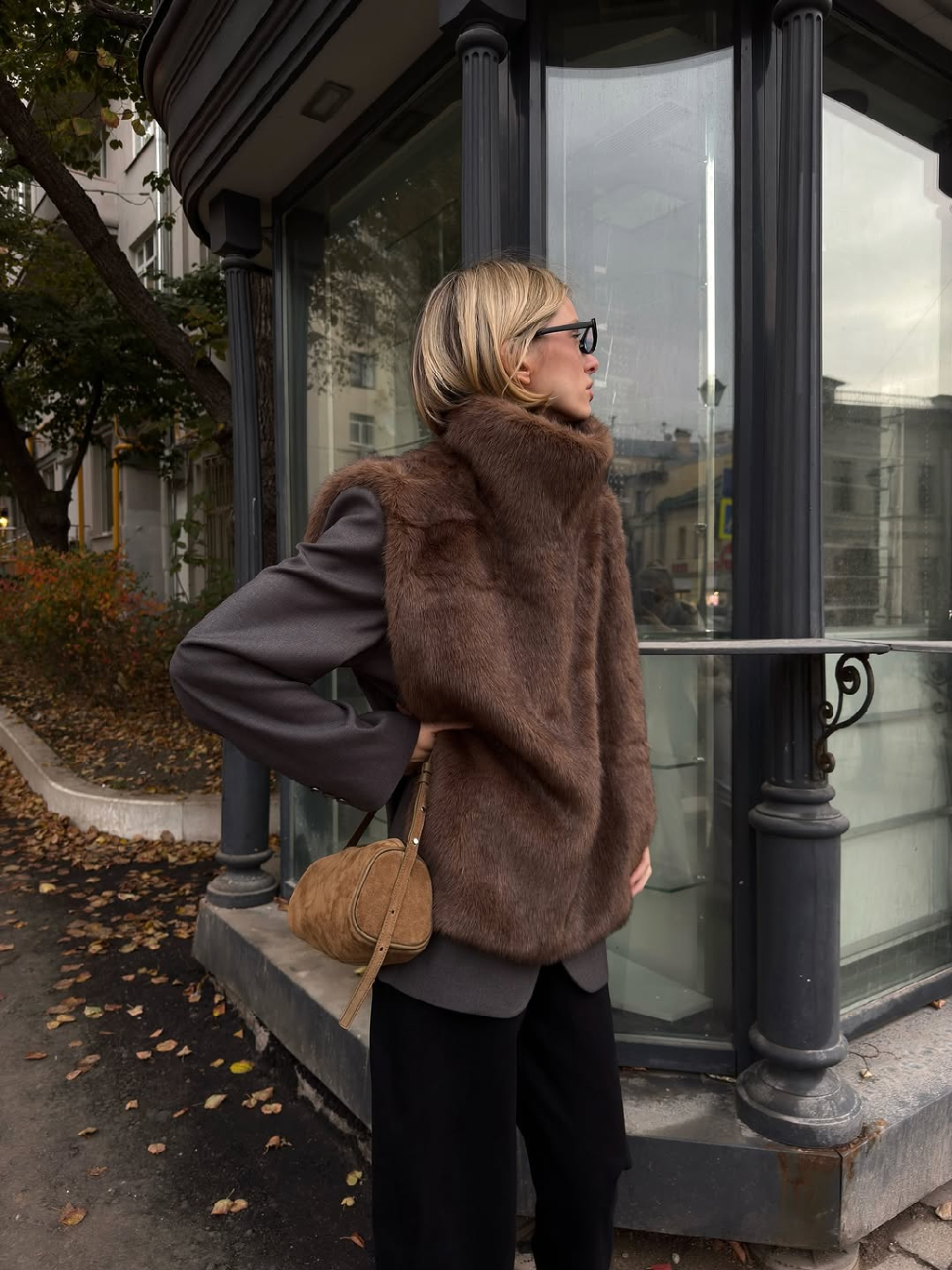 У @alina__kholodova увидела незаменимую вещь на осень – манишка от Ekonika