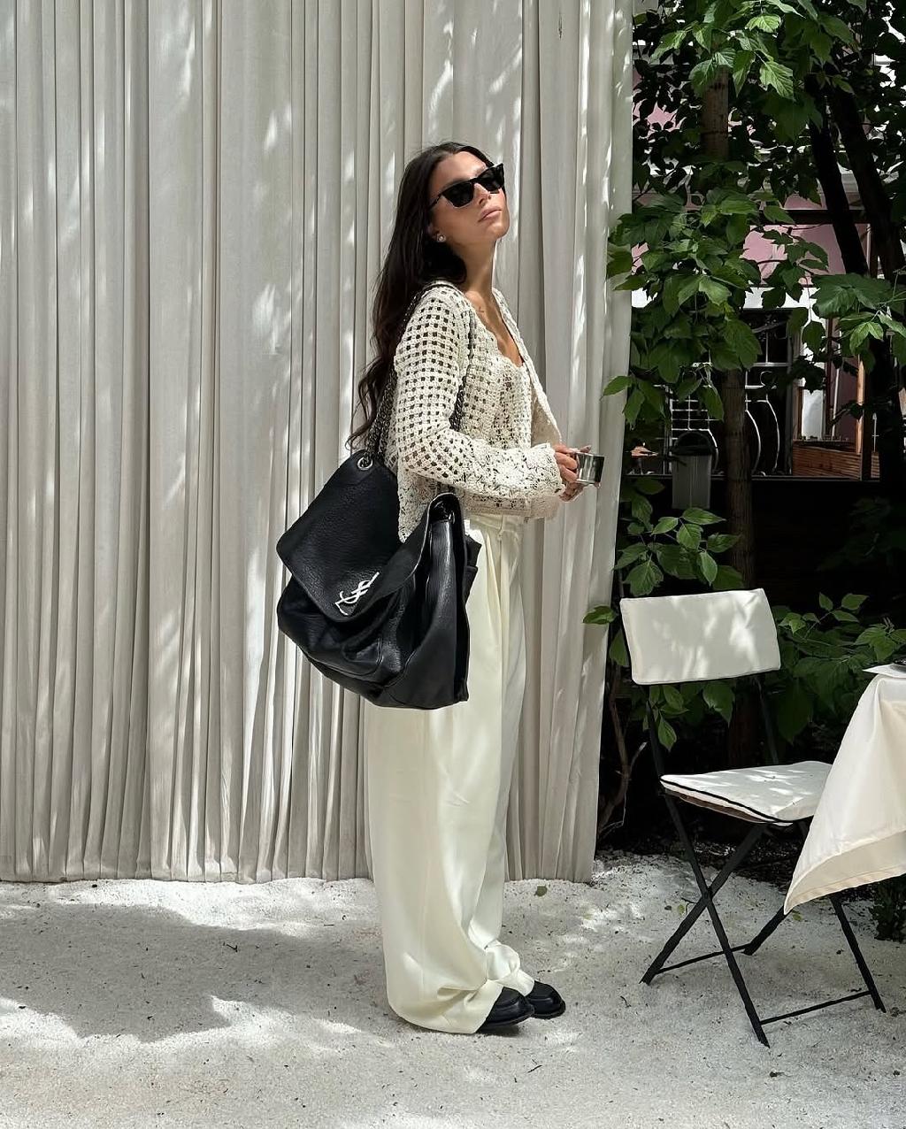 Классный расслабленный тотал лук Love Republic на такую солнечную погоду – добавляем в сохранёнки ✅

Будет классно сочетаться с кожаными мюли или сабо