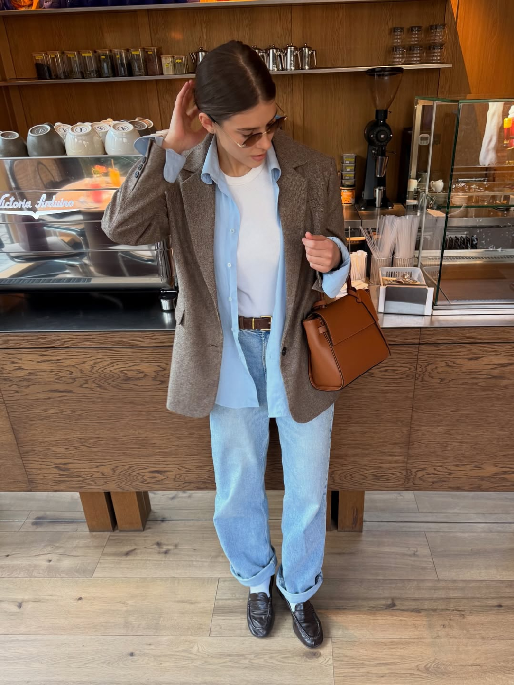 Образ от @poligipson