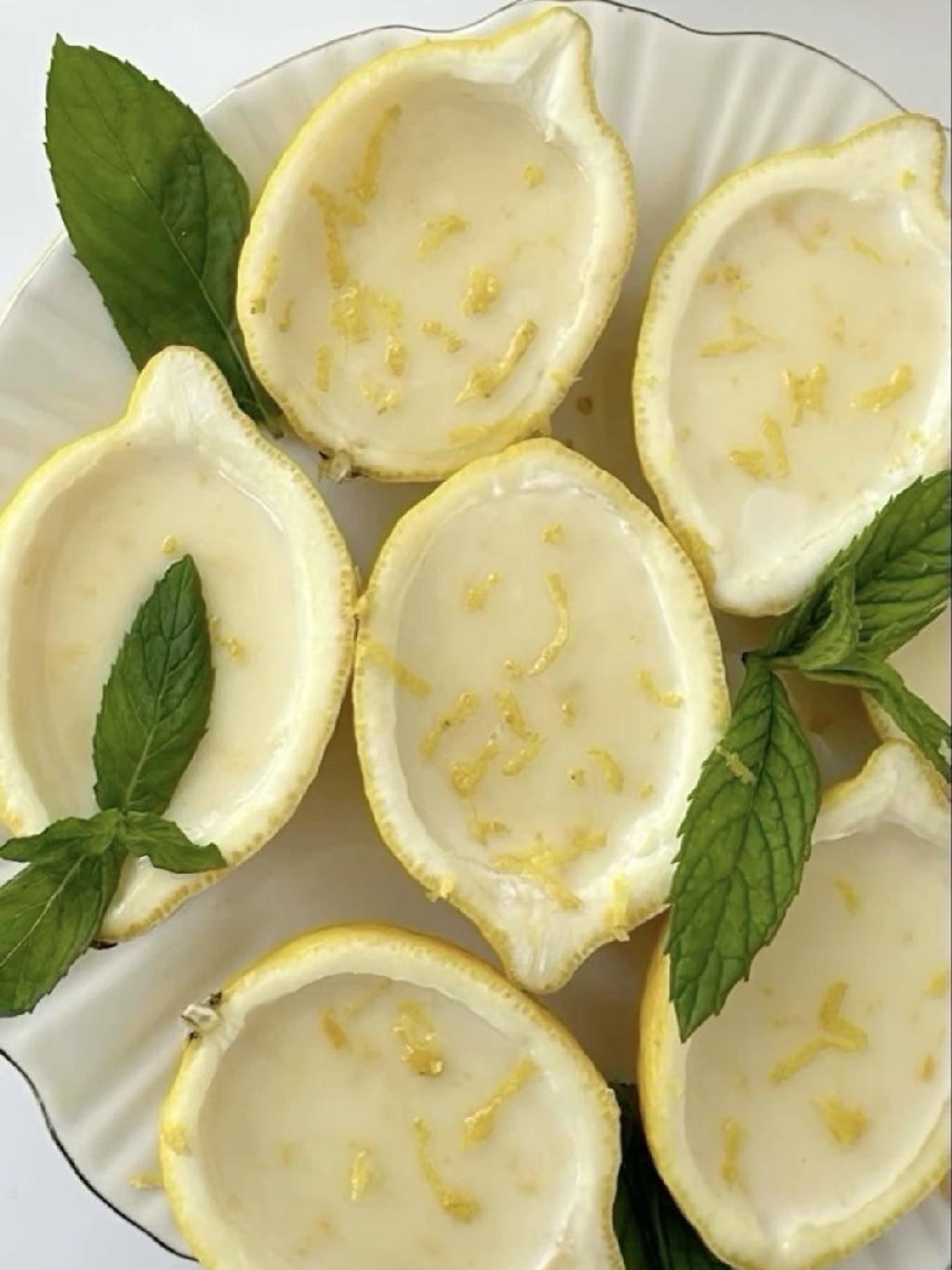 Люблю воскресенье за свои воскресные сохраненки. А вы за что? 

Сегодня в настроении Lemon 🍋