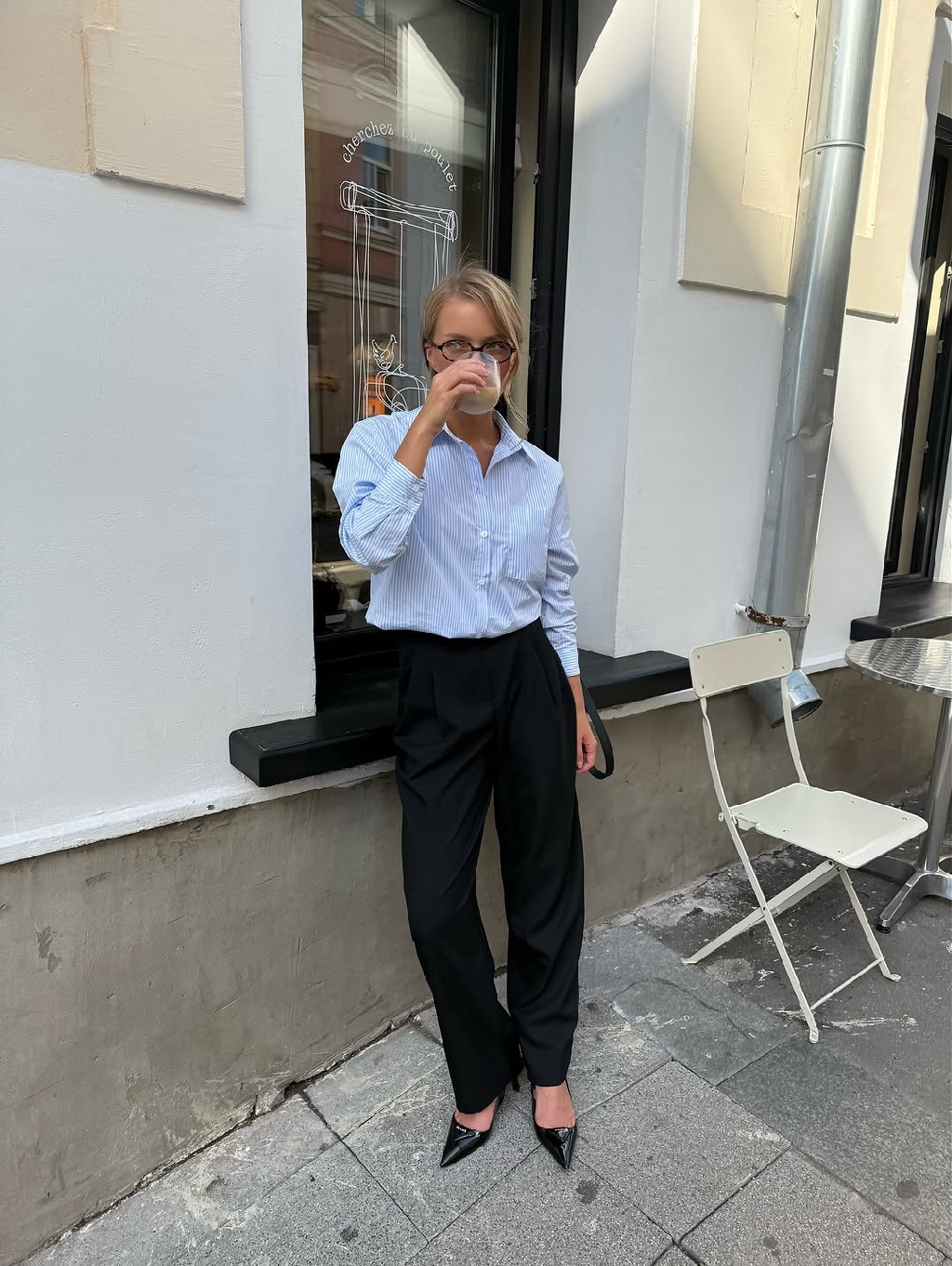 Кристина собрала идеальные образы для рабочих встреч и офисных будней 🤍