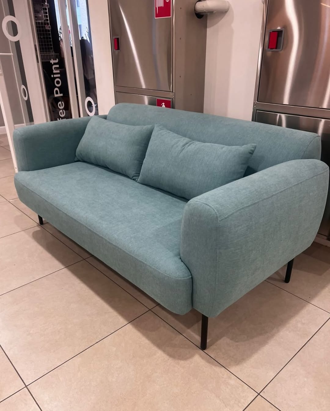 проводим новогодние праздники дома и вдохновляемся кадрами из рубрики #annkiathome. наблюдаем, как предметы annki живут в ваших интерьерах 

——
1 — диван plus+ / конфигруация из 6 модулей / buckle / col: natural
2 — диван plus+ / конфигруация из 4 модулей / velour / col: mustard
3 — диван plus+ / конфигруация из 2 модулей / velour / col: mars
4 — кровать basic / col: linen
5 — кресло steve / velour / col: pink
6 — стол bill / col: black 
7 — диван bono / velour
8, 9 — диван plus+ / конфигруация из 2 модулей / buckle / col: milk, кресло steve / buckle / col: milk
10 — кресло steve / buckle / col: beige