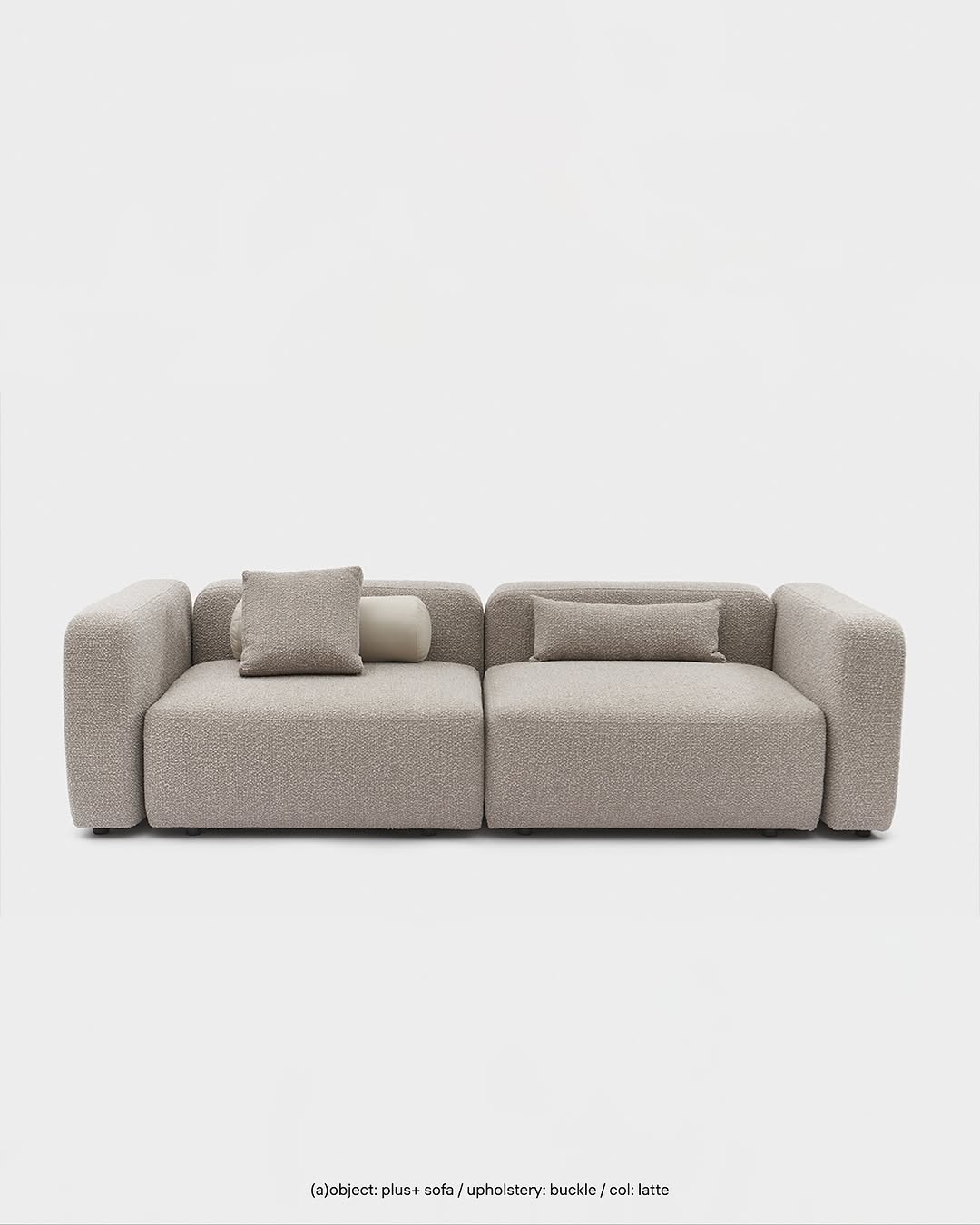 диван plus+. универсальный, модульный и гармоничный. красив со всех сторон. 

он может быть раскладным, но ваши гости даже не догадаются об этом, потому что внешне он будет также прекрасно выглядеть.

——
(a)object: plus+ sofa
upholstery: buckle 
col: latte
#plus_sofa
