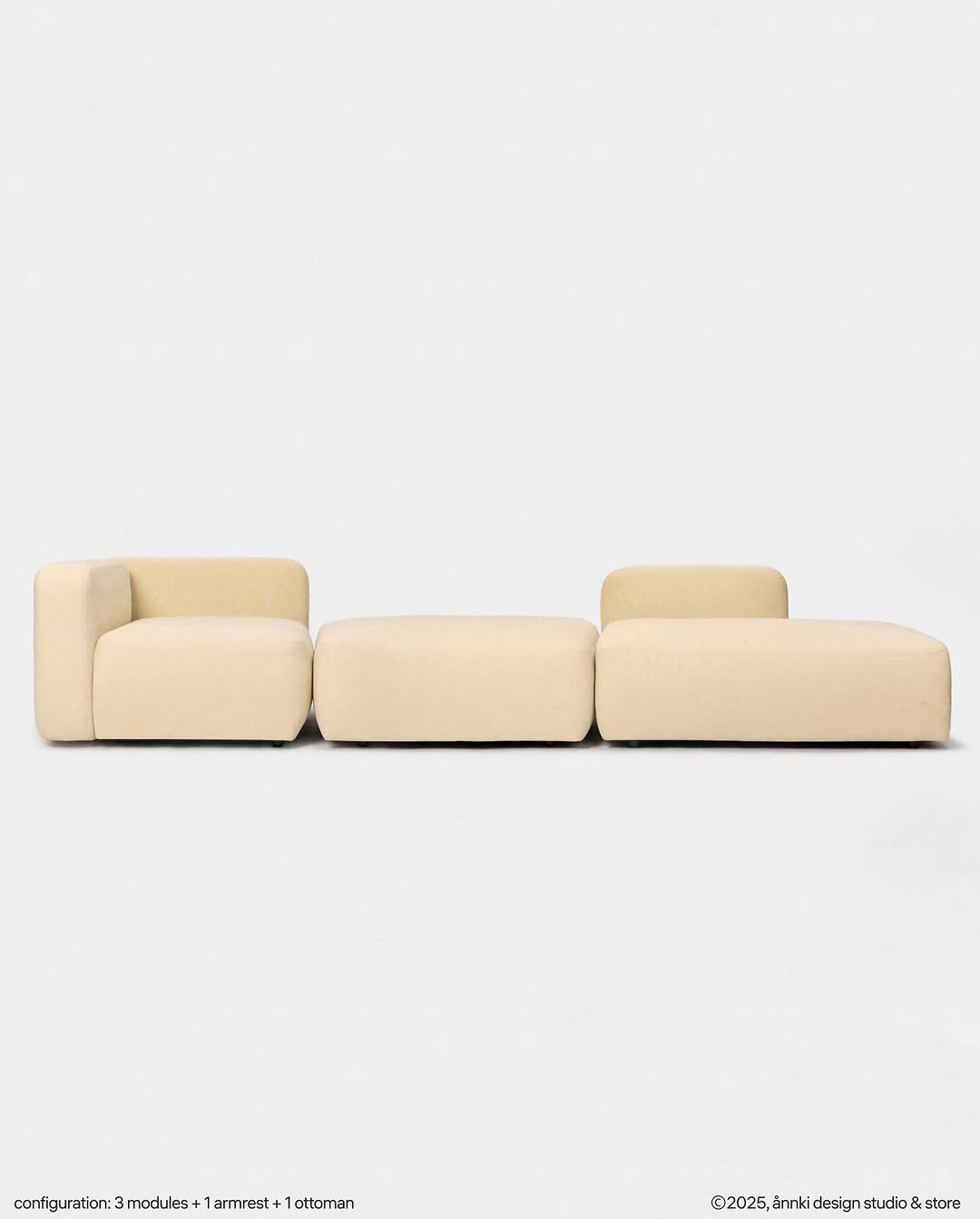 добавляйте модули — и собирайте вокруг себя только плюсы.

могут быть с оттоманкой, подлокотником, отсеком для хранения и раскладной секцией.

выбирайте свою конфигурацию дивана plus+ на сайте annki.studio