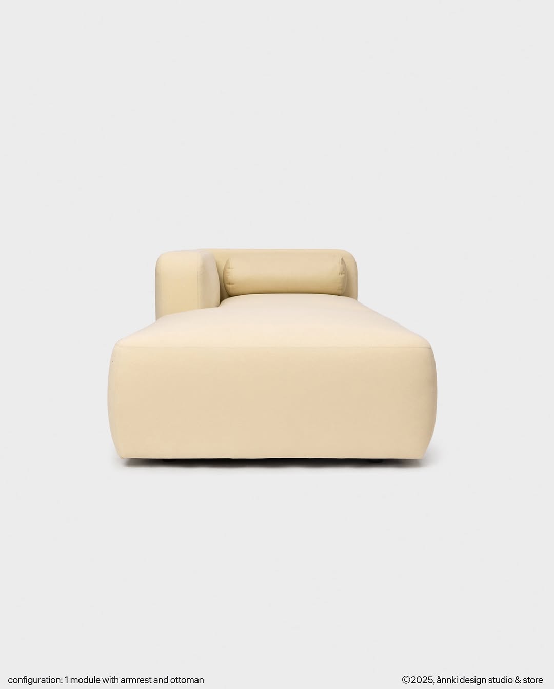 добавляйте модули — и собирайте вокруг себя только плюсы.

могут быть с оттоманкой, подлокотником, отсеком для хранения и раскладной секцией.

выбирайте свою конфигурацию дивана plus+ на сайте annki.studio
