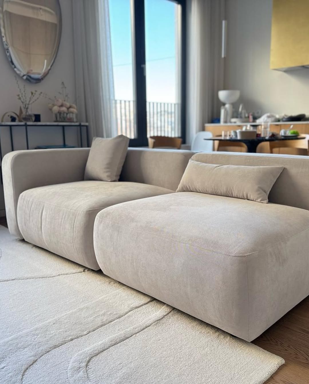 традиционно проводим субботу с постоянной рубрикой #annkiathome. делимся вашими кадрами с предметами annki в разных интерьерах и ситуациях. 
 ———
на фото: 
1 — кресло steve ++ / buckle / col: milk
2 — скамья clover 2.0 / custom col: pink / location: @eggsellent.ru 
3 — новая упаковка для скамей clover 
4 — диван plus + / конфигурация из 3х модулей / eco wool / col: grey
5 — кресло steve / eco wool / col: mars
6 — скамья clover 2.0 / col: yellow / @leralilak 
7 — кровать sova / leather 
8 — кресло steve ++ / buckle / col: milk
9 — диван plus + / конфигурация из 3х модулей / velour / col: natural
10 — скамья clover / col: wood
11 — кровать sova / eco wool / col: mars 
12 — диван plus + / конфигурация из 2х модулей / velour / col: natural