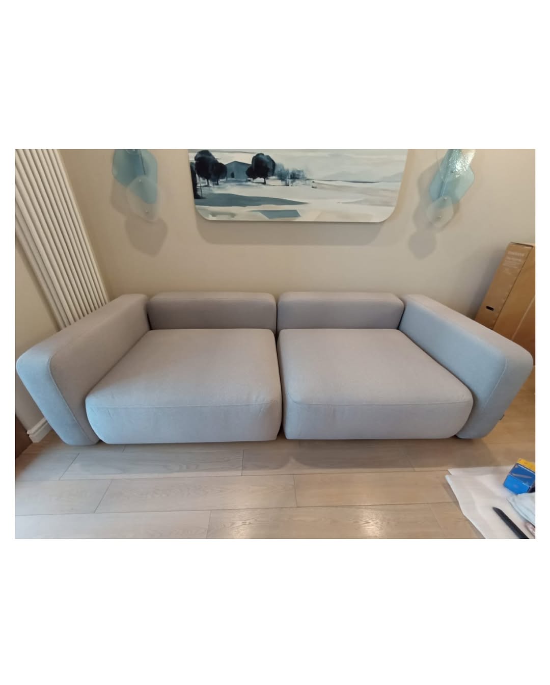 #annkiathome — рубрика, где мы делимся кадрами счастливых обладателей предметов annki. 

своё уникальное лицо, характер и ценность пространство и наполнение интерьера обретает тогда, когда в нём появляется жизнь.

——
на фото:
1, 2, 3 — диван hero + два кресла ernest / buckle / col: milk
4 , 5 — стул steve dinner / buckle / col: milk*
*когда спрашивают, удобно ли сидеть на новых стульях annki
6 — диван plus + / конфигурация из 2х модулей + два кресла steve / buckle
7 — стул steve dinner / eco wool / col: grass 
8 — скамья clover / col: xmas
9 — стулья-steve dinner / buckle / col: milk
10, 11 — диван plus + / конфигурация из 2х модулей / eco wool / col: natural
12 — кресло steve / eco wool / col: grass