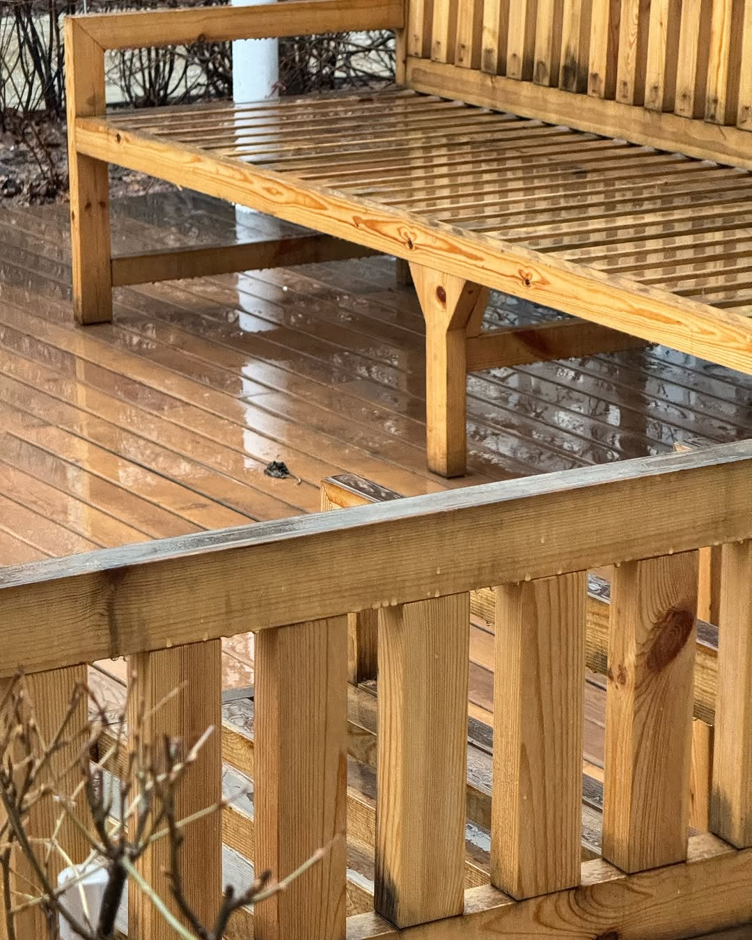 #annkiathome — постоянная рубрика, где вы делитесь кадрами с предметами annki. без фильтров и фотошопа. 

сегодня это фото как клиентов, так и партнеров [где вы всегда сможете вживую познакомиться с нашими предметами]

———
на фото: 
1, 2 — стулья steve dinner / eco wool / col: terra, grass 
3 — кровать cube / eco wool, linen / col: natural
4, 5 — террасная мебель для жк «на некрасова», екатеринбург / @brusnika.company 
6, 7 — кровать sóva / leather / col: cognac 
8 — скамья clover 2.0 / col: blue
9, 10 — диван для универмага bolshoy @bolshoy.me 
11 — скамья clover / wood / @vardanchiiiiks 
12 — кресло bono / buckle / col: dark grey / ånnki factory
13 — табурет clover 2.0 / col: pink
14 — кресла steve / velour / col: pink
15 — скамья clover 2.0 / col: black
16 — кресло steve / eco wool / col: grass / @pirozhnikov_dmitry 
17 — кресло steve / buckle / col: milk / @moonswoon