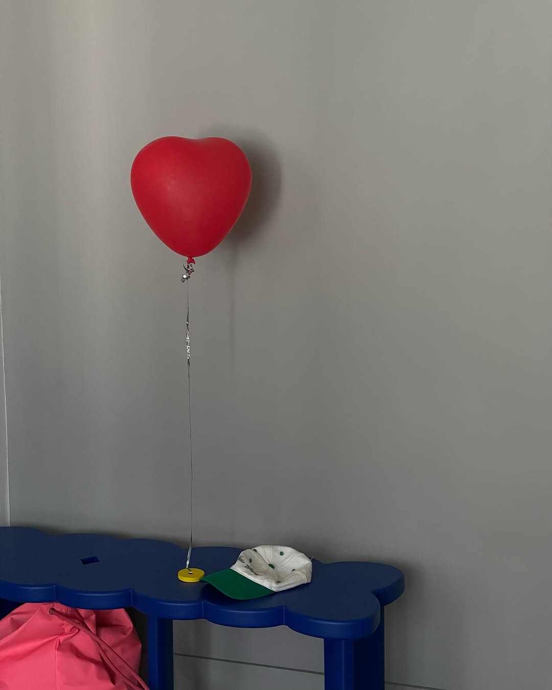 #annkiathome — постоянная рубрика, где вы делитесь кадрами с предметами annki. без фильтров и фотошопа. 

сегодня это фото как клиентов, так и партнеров [где вы всегда сможете вживую познакомиться с нашими предметами]

———
на фото: 
1, 2 — стулья steve dinner / eco wool / col: terra, grass 
3 — кровать cube / eco wool, linen / col: natural
4, 5 — террасная мебель для жк «на некрасова», екатеринбург / @brusnika.company 
6, 7 — кровать sóva / leather / col: cognac 
8 — скамья clover 2.0 / col: blue
9, 10 — диван для универмага bolshoy @bolshoy.me 
11 — скамья clover / wood / @vardanchiiiiks 
12 — кресло bono / buckle / col: dark grey / ånnki factory
13 — табурет clover 2.0 / col: pink
14 — кресла steve / velour / col: pink
15 — скамья clover 2.0 / col: black
16 — кресло steve / eco wool / col: grass / @pirozhnikov_dmitry 
17 — кресло steve / buckle / col: milk / @moonswoon